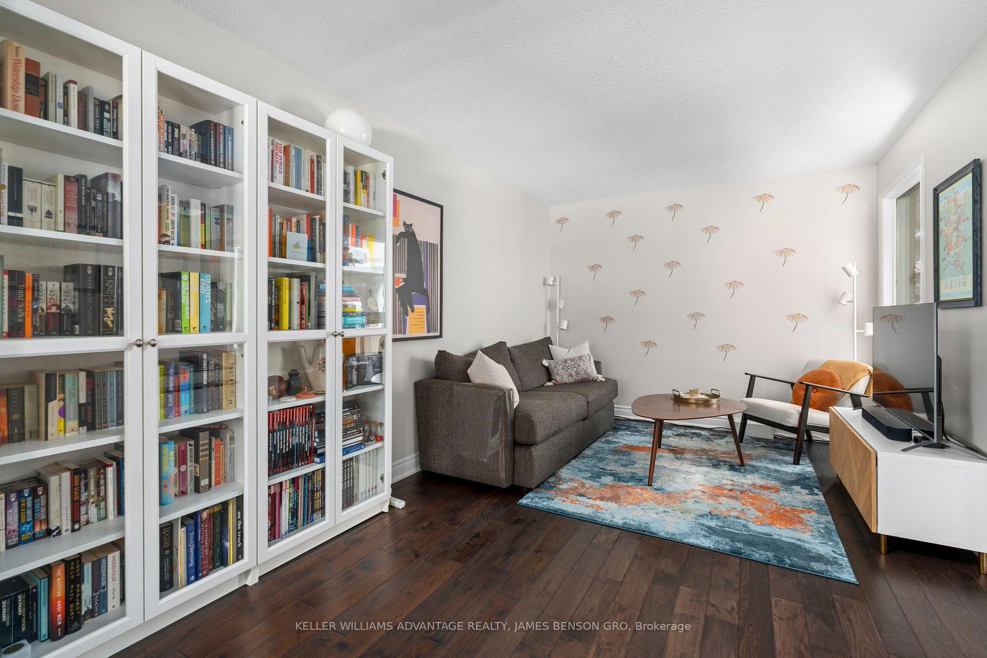 Photo 16 of 38 White Boulevard, Vaughan, Brownridge — HOMEH