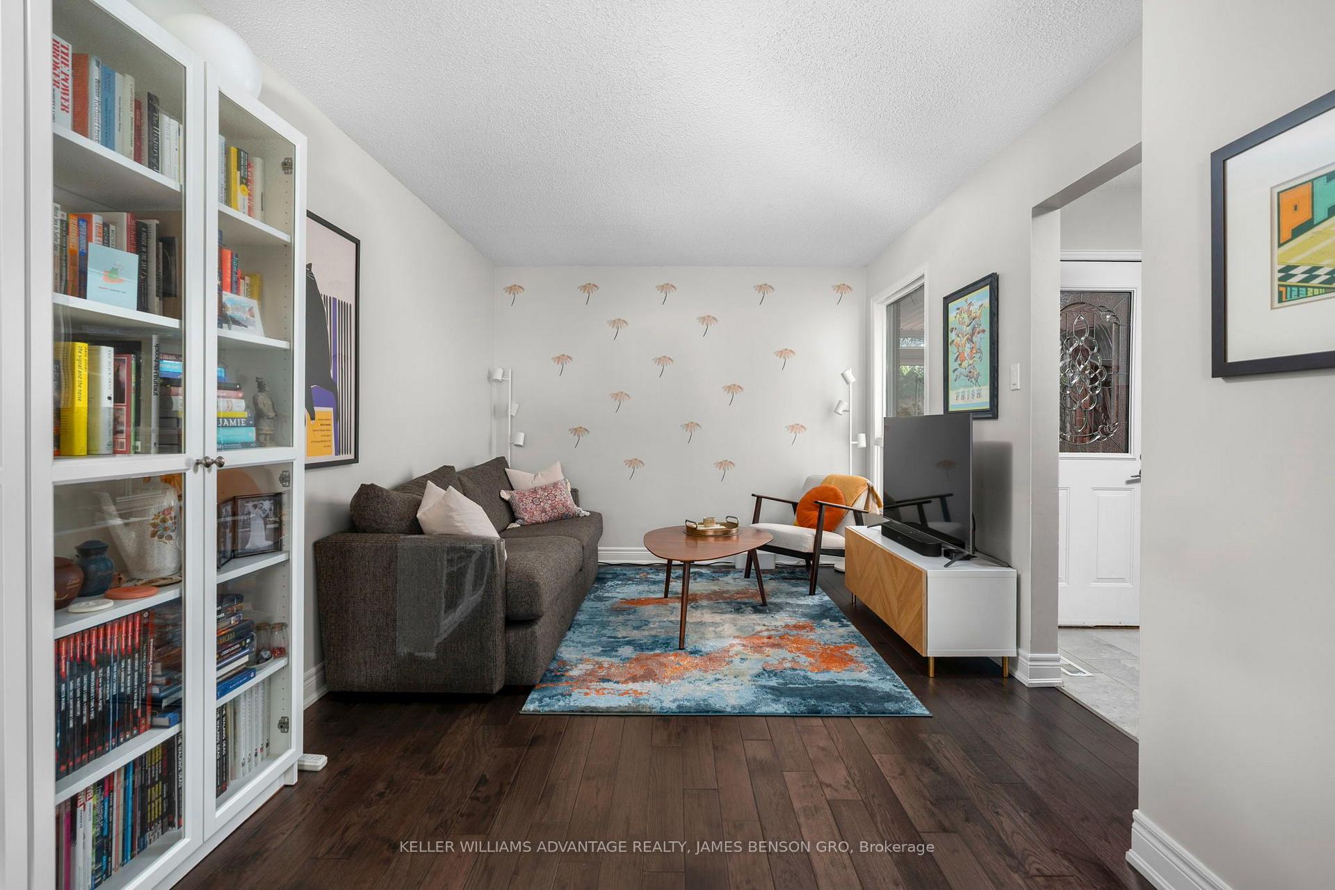 Photo 17 of 38 White Boulevard, Vaughan, Brownridge — HOMEH