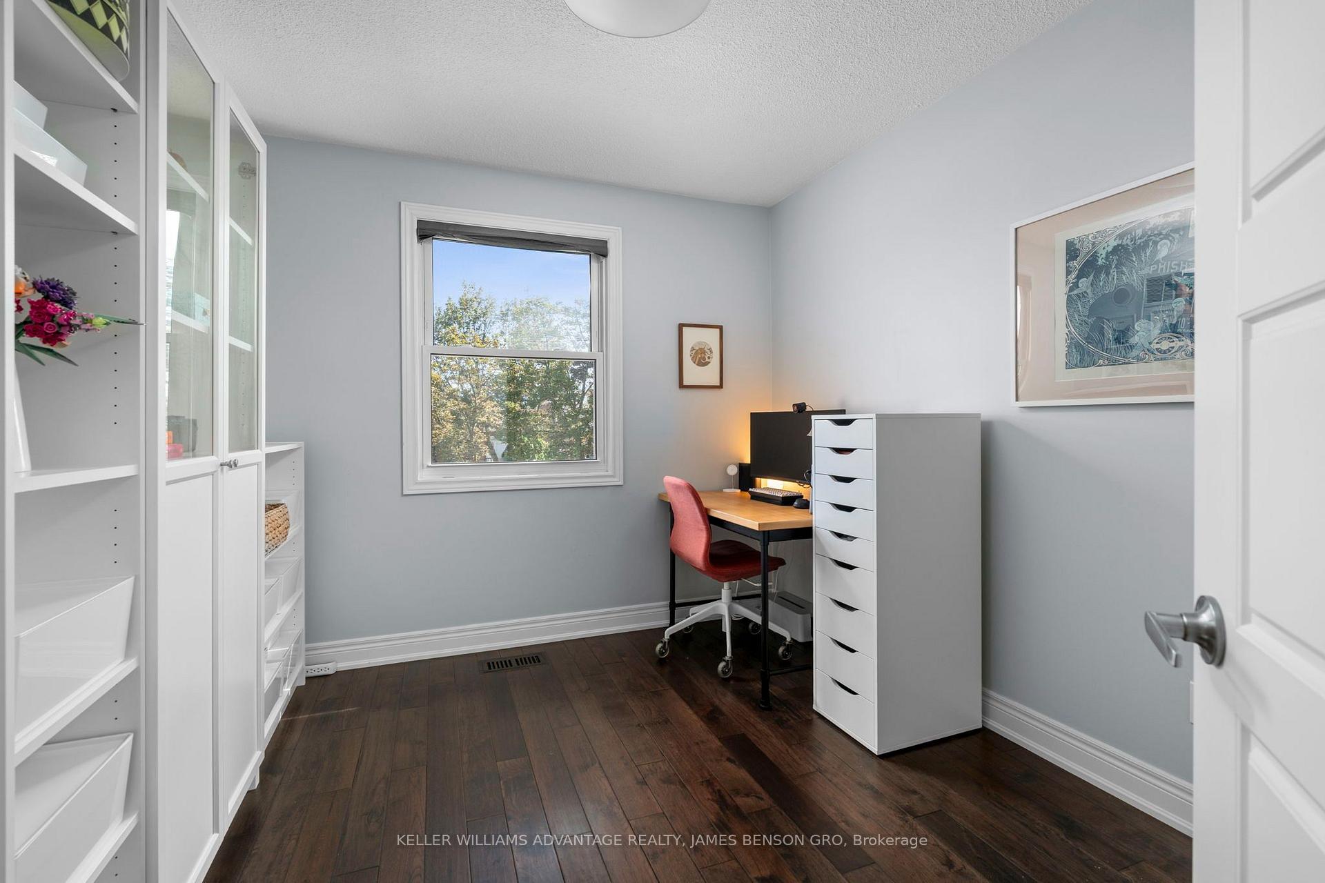 Photo 29 of 38 White Boulevard, Vaughan, Brownridge — HOMEH