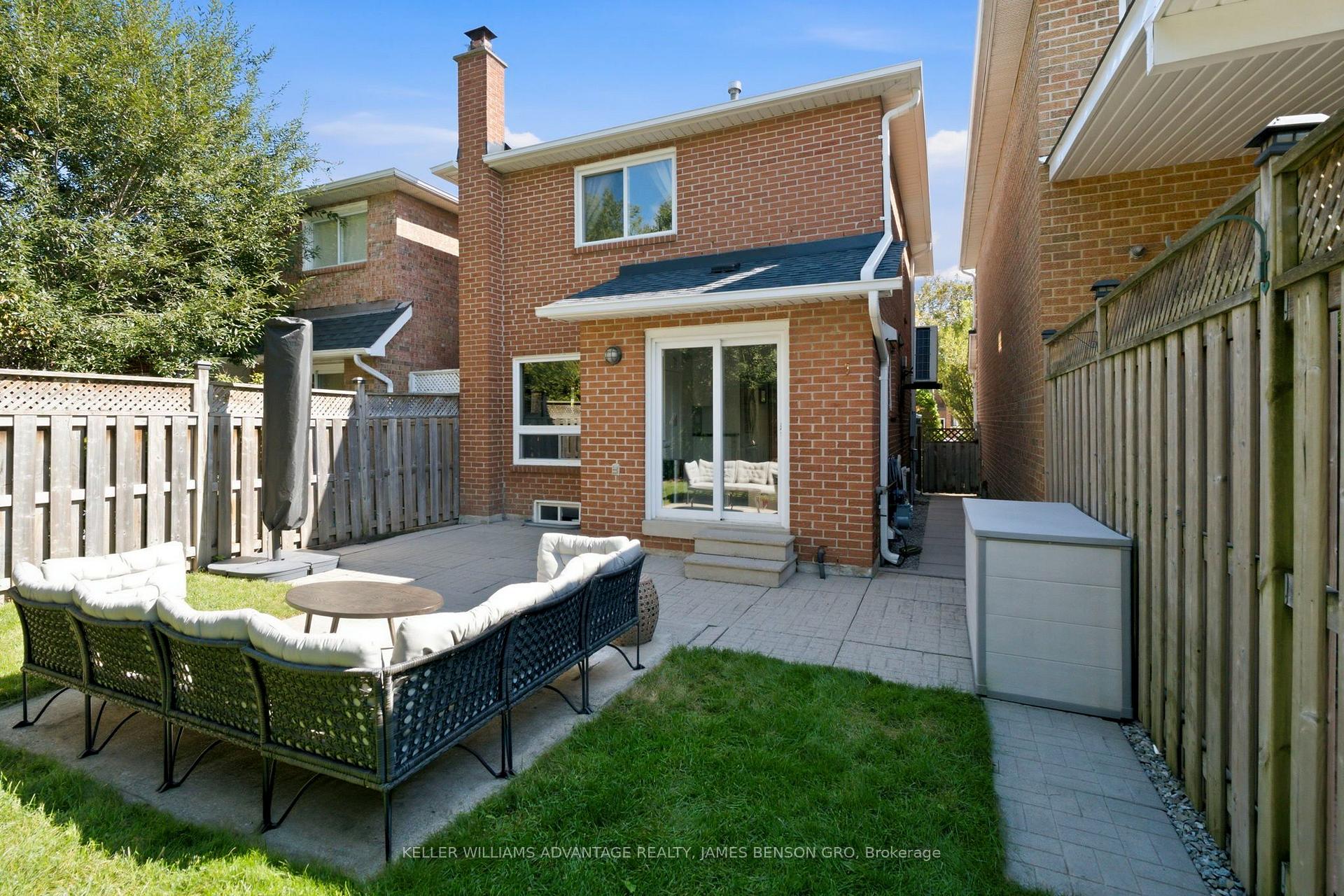 Photo 43 of 38 White Boulevard, Vaughan, Brownridge — HOMEH