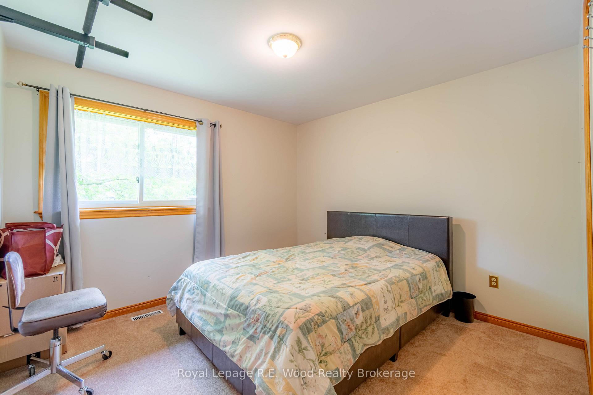 Photo 13 of 48 Allen Street, Tillsonburg — HOMEH