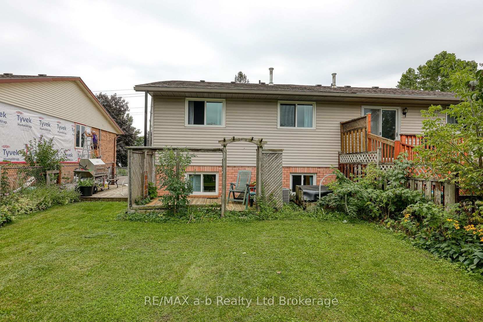 Photo 11 of 159 Carnegie Street, Ingersoll, Ingersoll - North — HOMEH