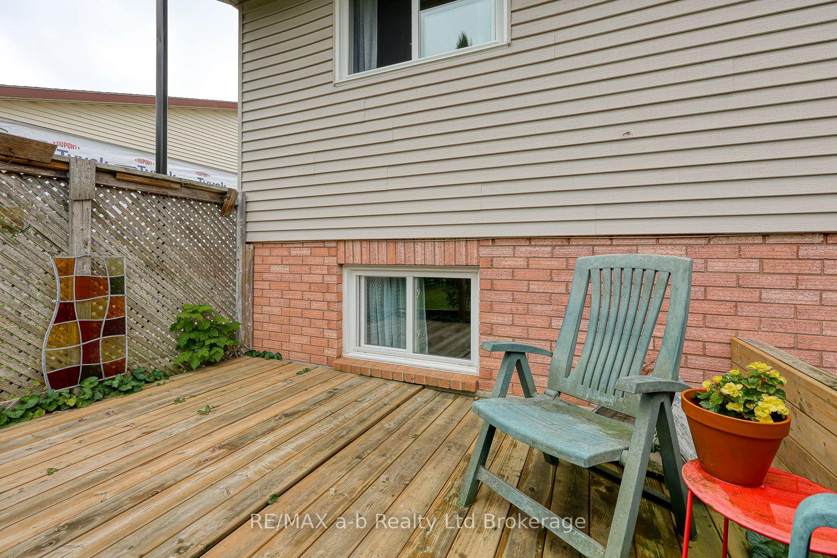 Photo 14 of 159 Carnegie Street, Ingersoll, Ingersoll - North — HOMEH