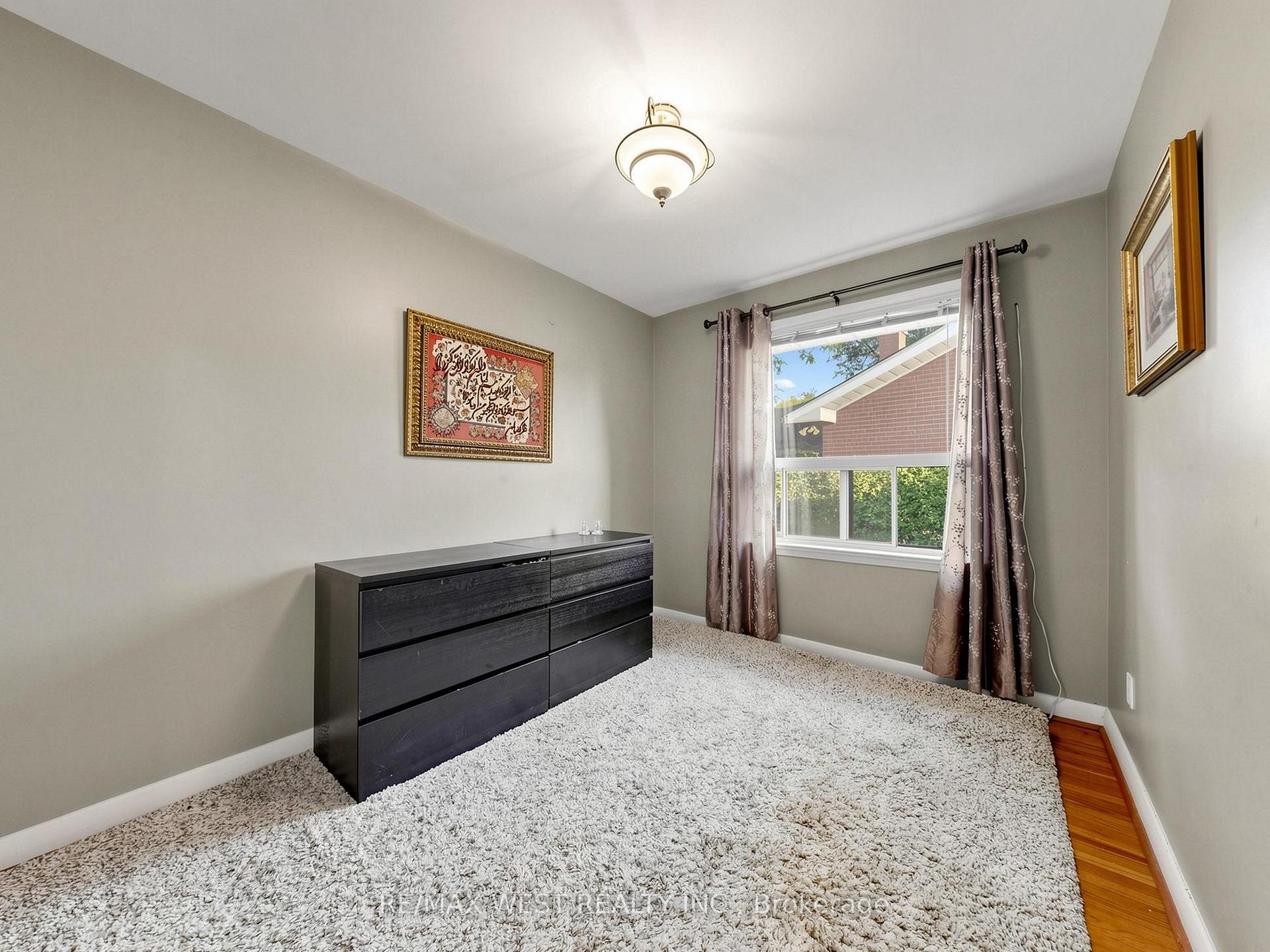Photo 20 of 941 Willowdale Avenue, North York, Newtonbrook East — HOMEH