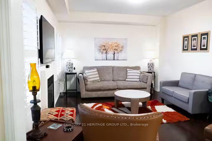 Photo 3 of 99 Sun King Crescent, Barrie, Innis-Shore — HOMEH
