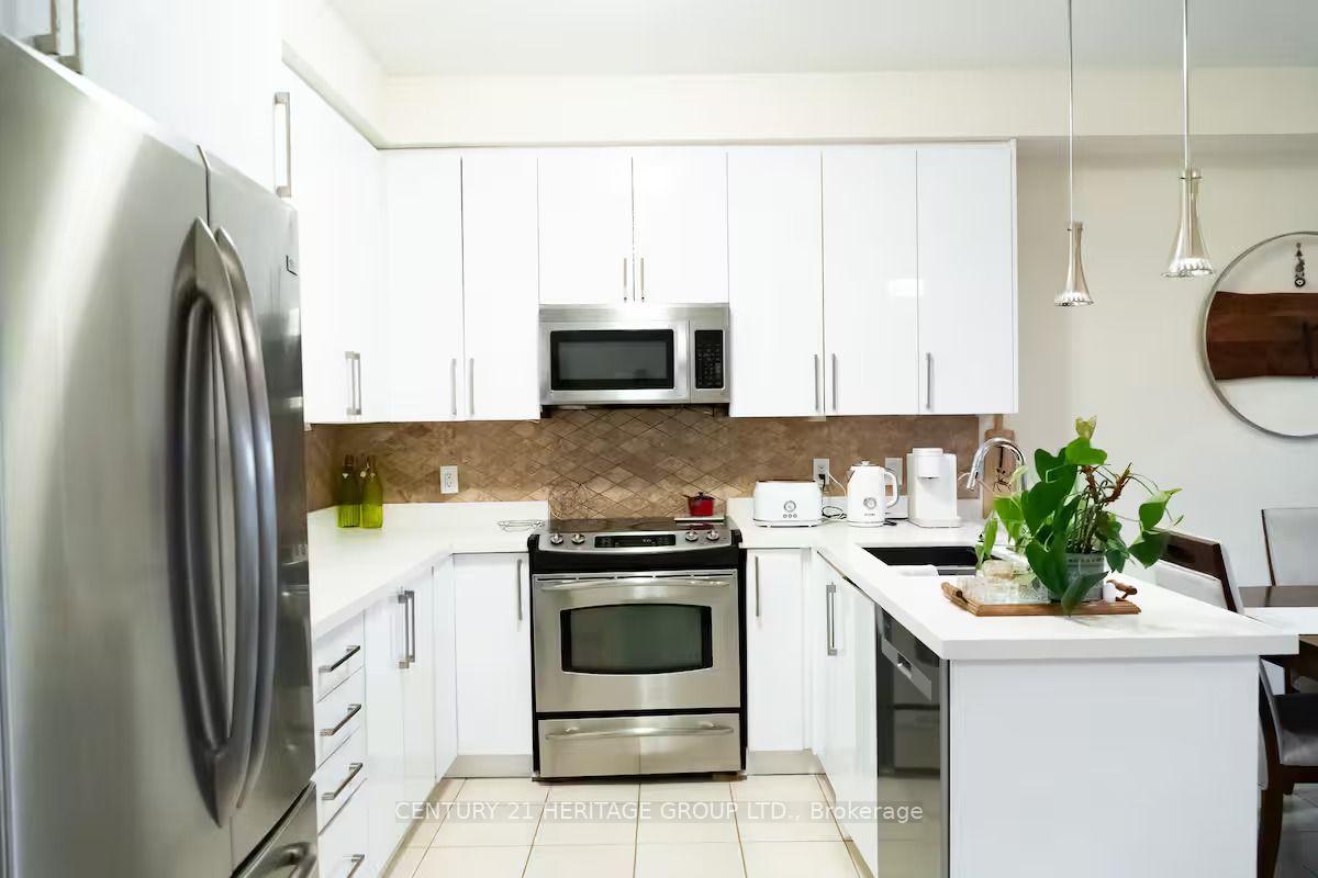 Photo 10 of 99 Sun King Crescent, Barrie, Innis-Shore — HOMEH