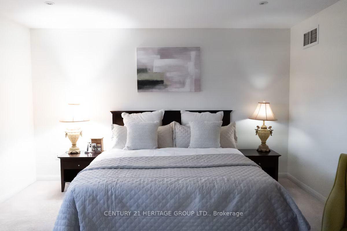 Photo 20 of 99 Sun King Crescent, Barrie, Innis-Shore — HOMEH