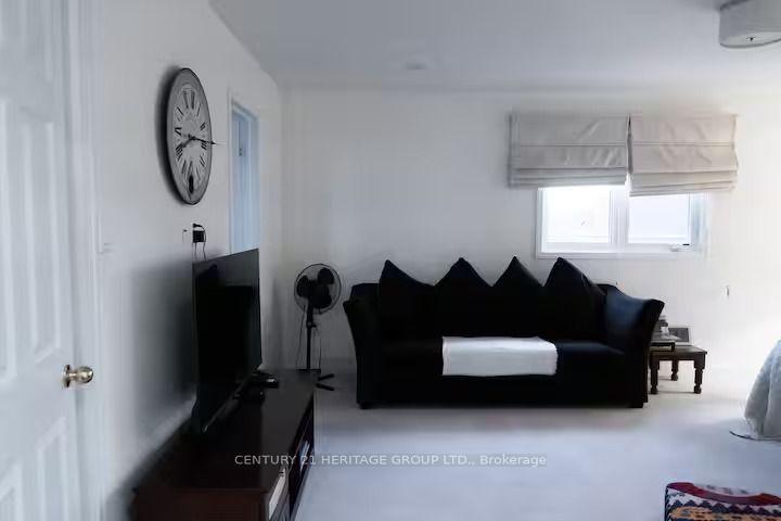 Photo 22 of 99 Sun King Crescent, Barrie, Innis-Shore — HOMEH