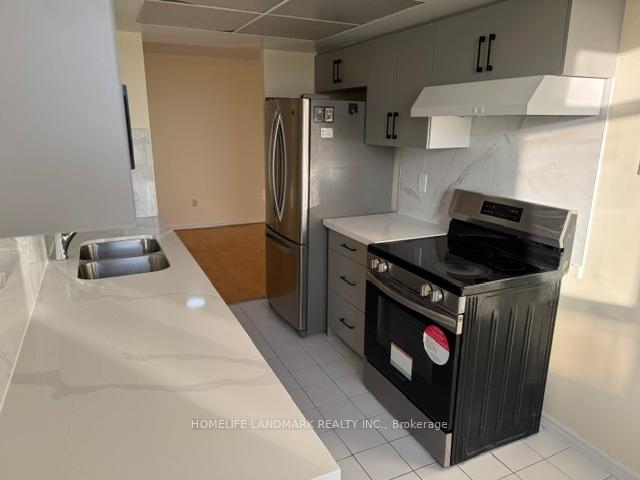 Photo 17 of Unit 305, 30 Malta Avenue, Brampton, Fletcher's Creek South — HOMEH