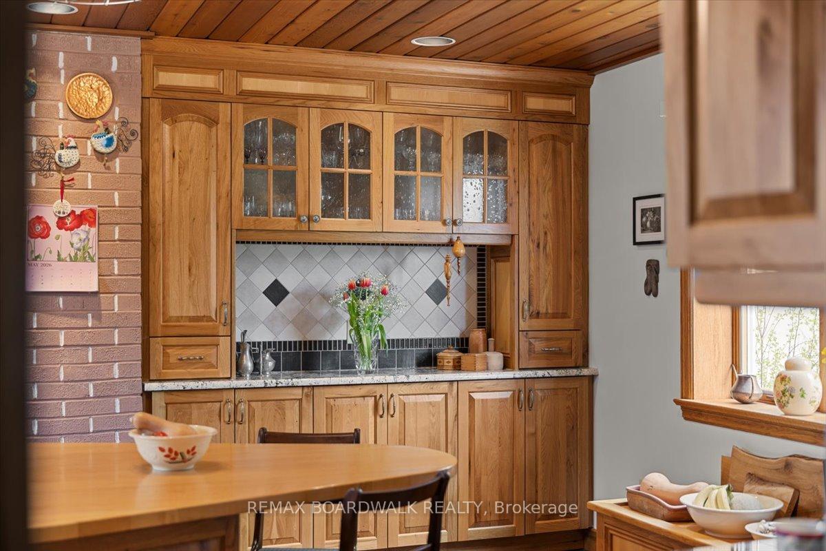 Photo 15 of 2464 Scrivens Drive, Ottawa, Osgoode Twp North of Reg Rd 6 — HOMEH