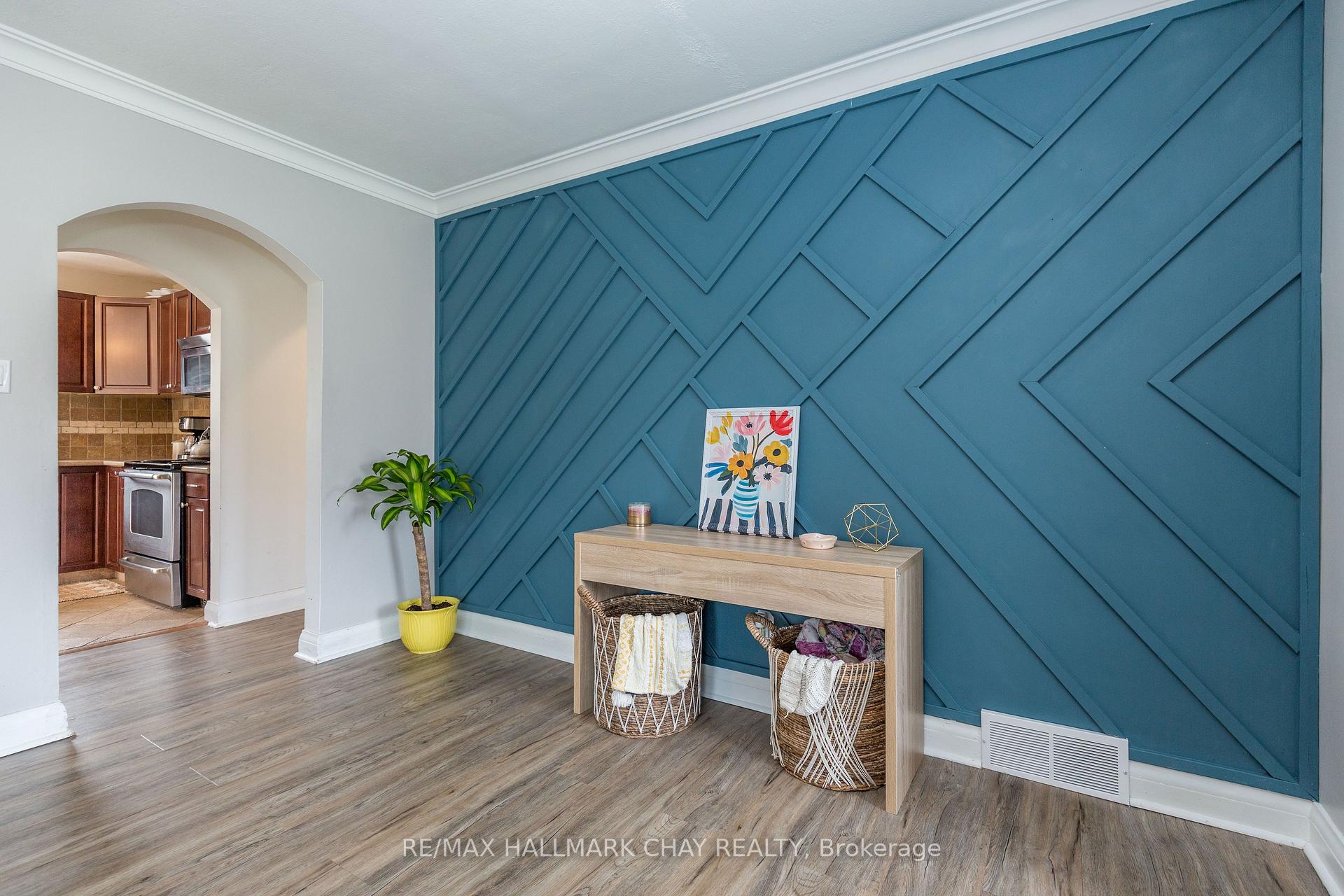 Photo 10 of 177 Duckworth Street, Barrie, Codrington — HOMEH