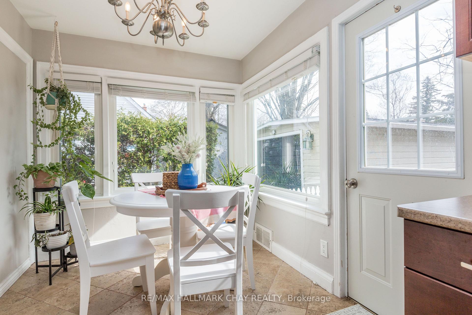 Photo 14 of 177 Duckworth Street, Barrie, Codrington — HOMEH