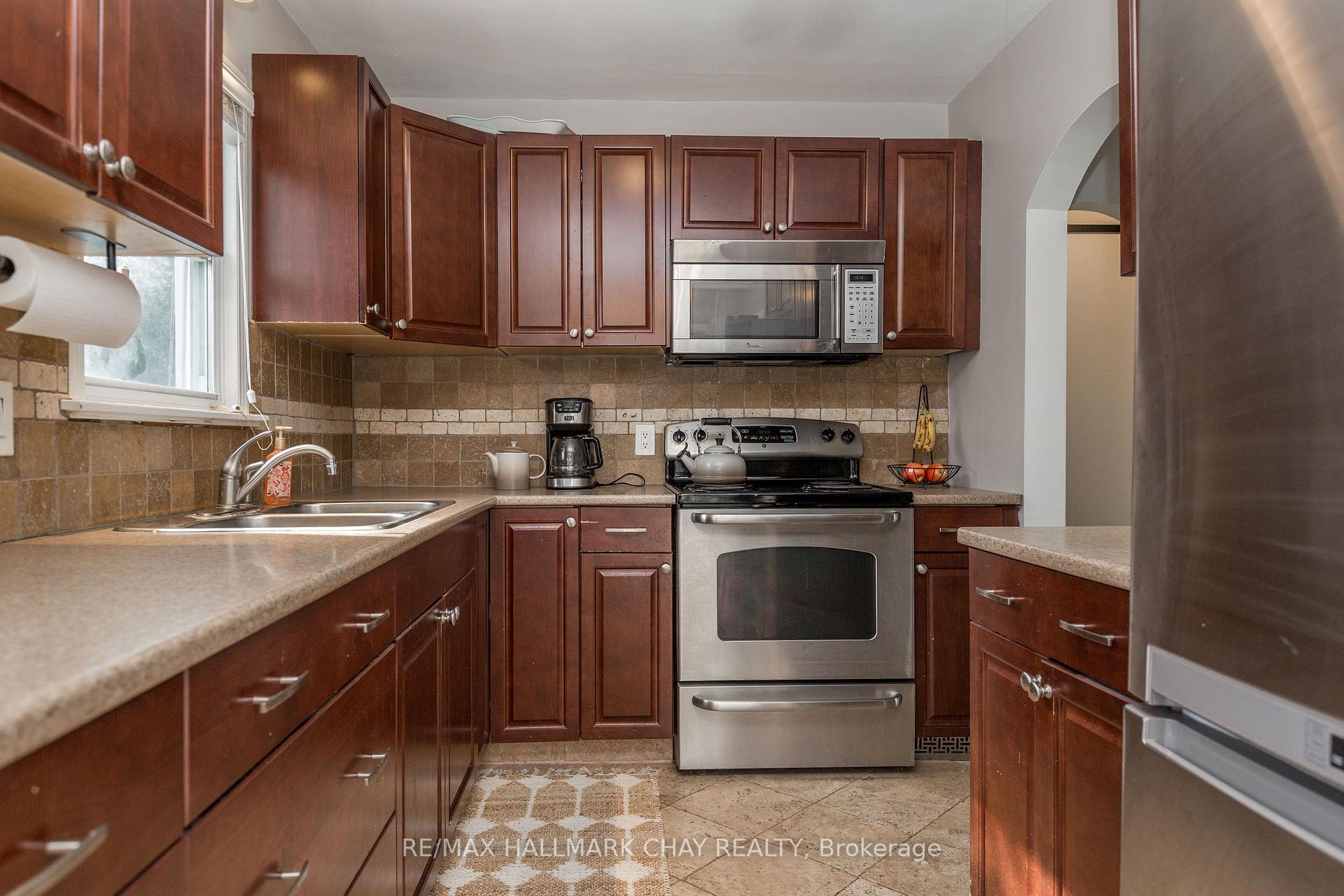 Photo 15 of 177 Duckworth Street, Barrie, Codrington — HOMEH