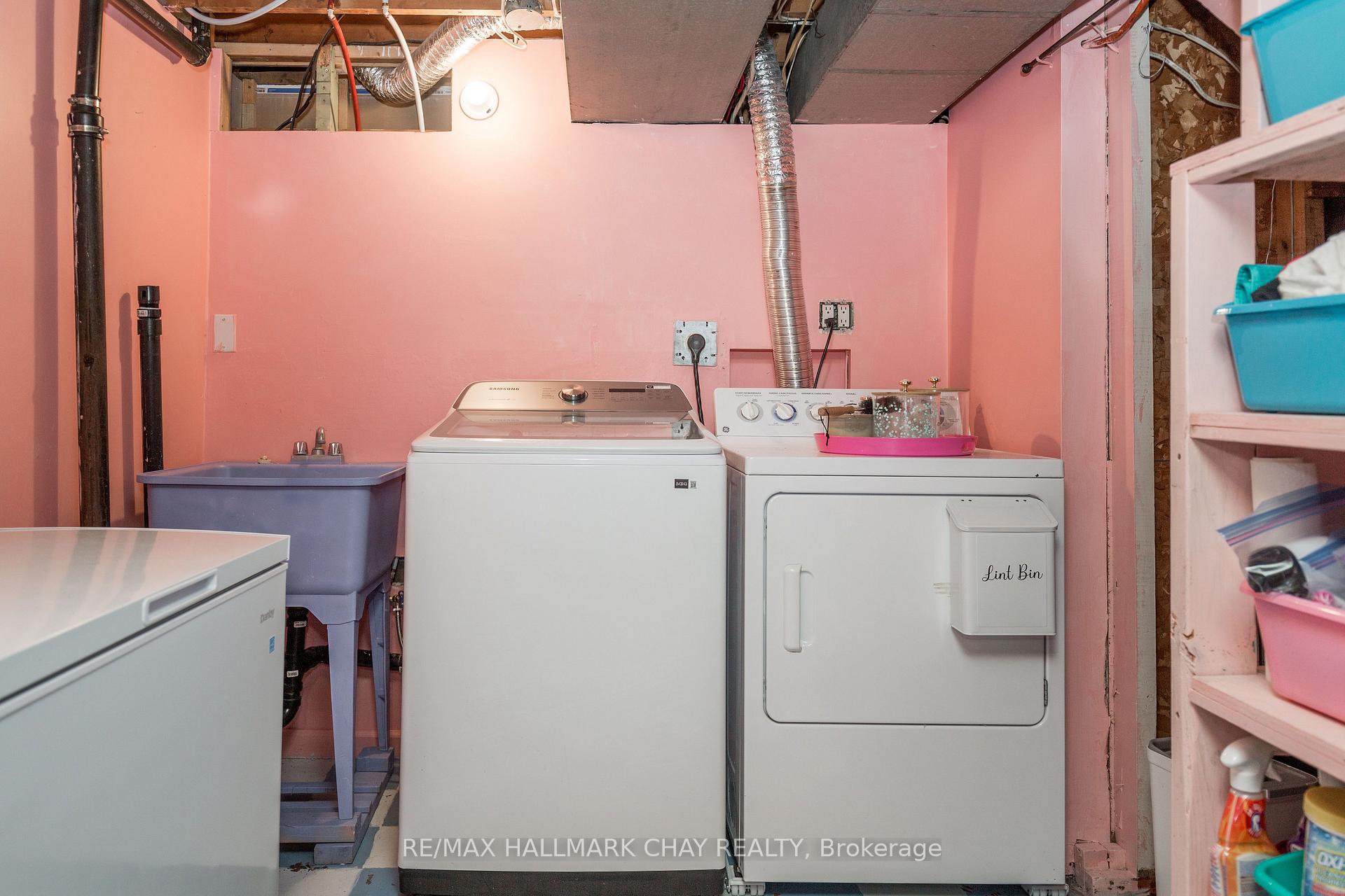 Photo 34 of 177 Duckworth Street, Barrie, Codrington — HOMEH