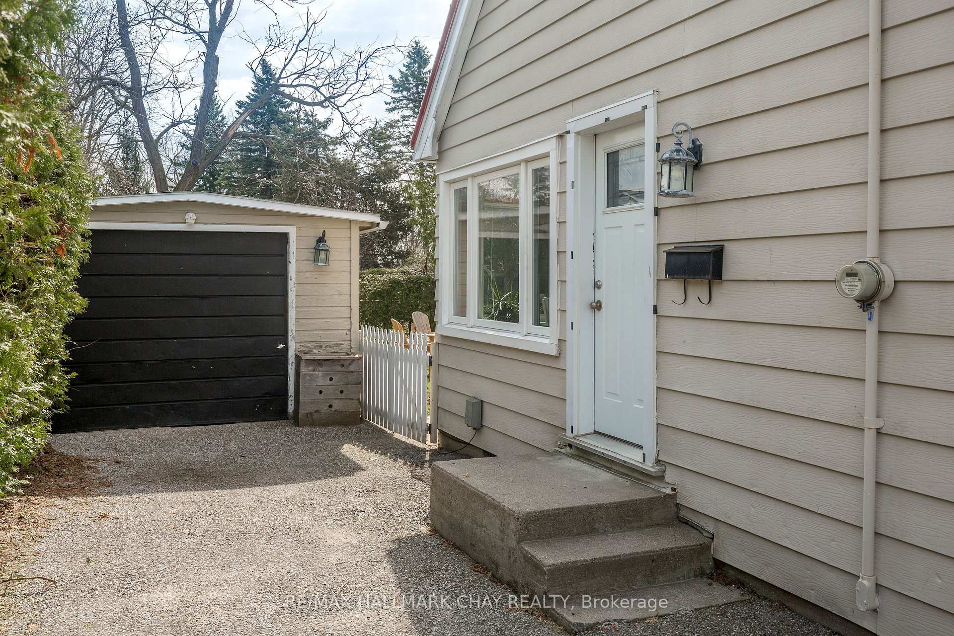 Photo 35 of 177 Duckworth Street, Barrie, Codrington — HOMEH
