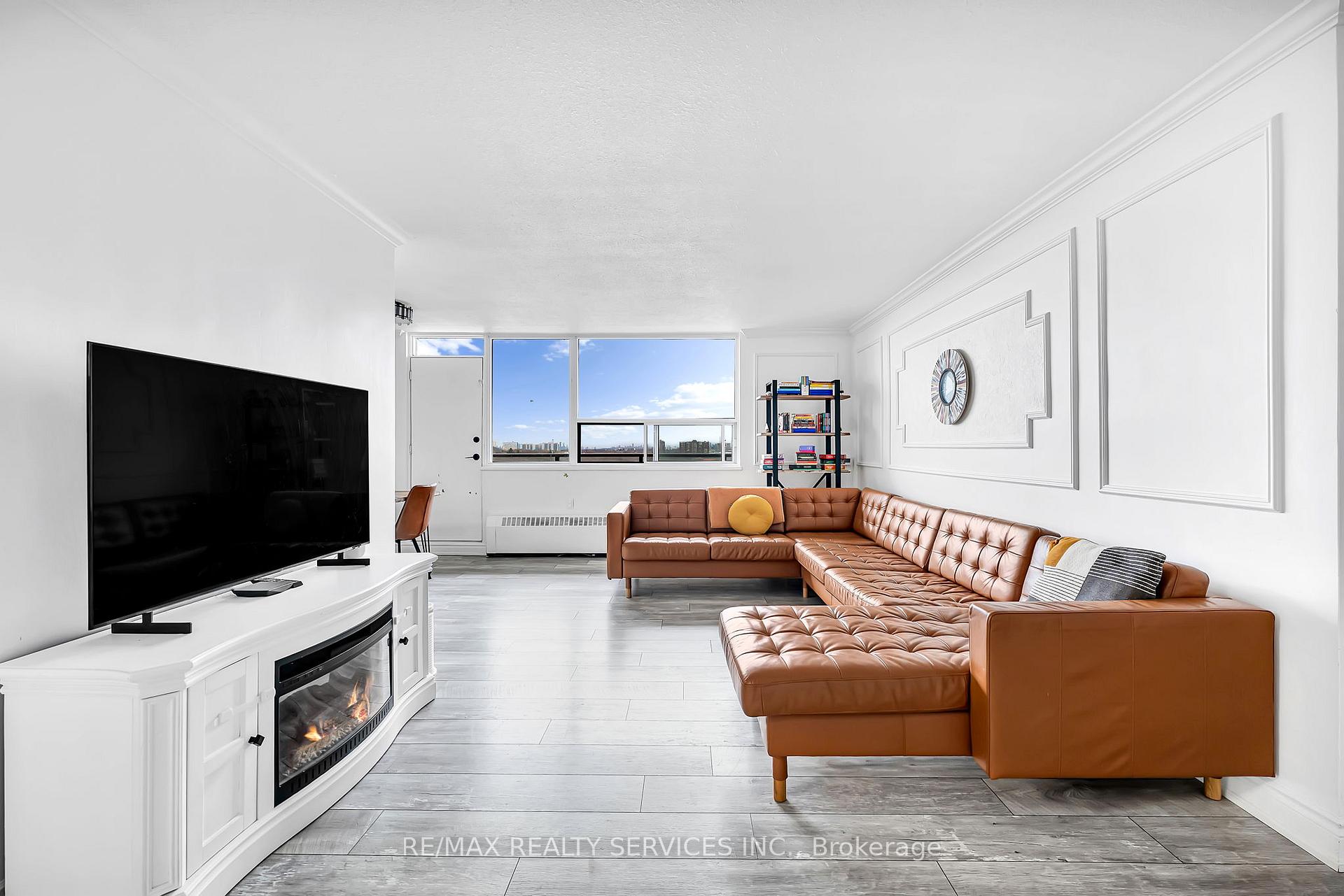 Photo 14 of Unit 1701, 180 Markham Road, Scarborough, Scarborough Village — HOMEH