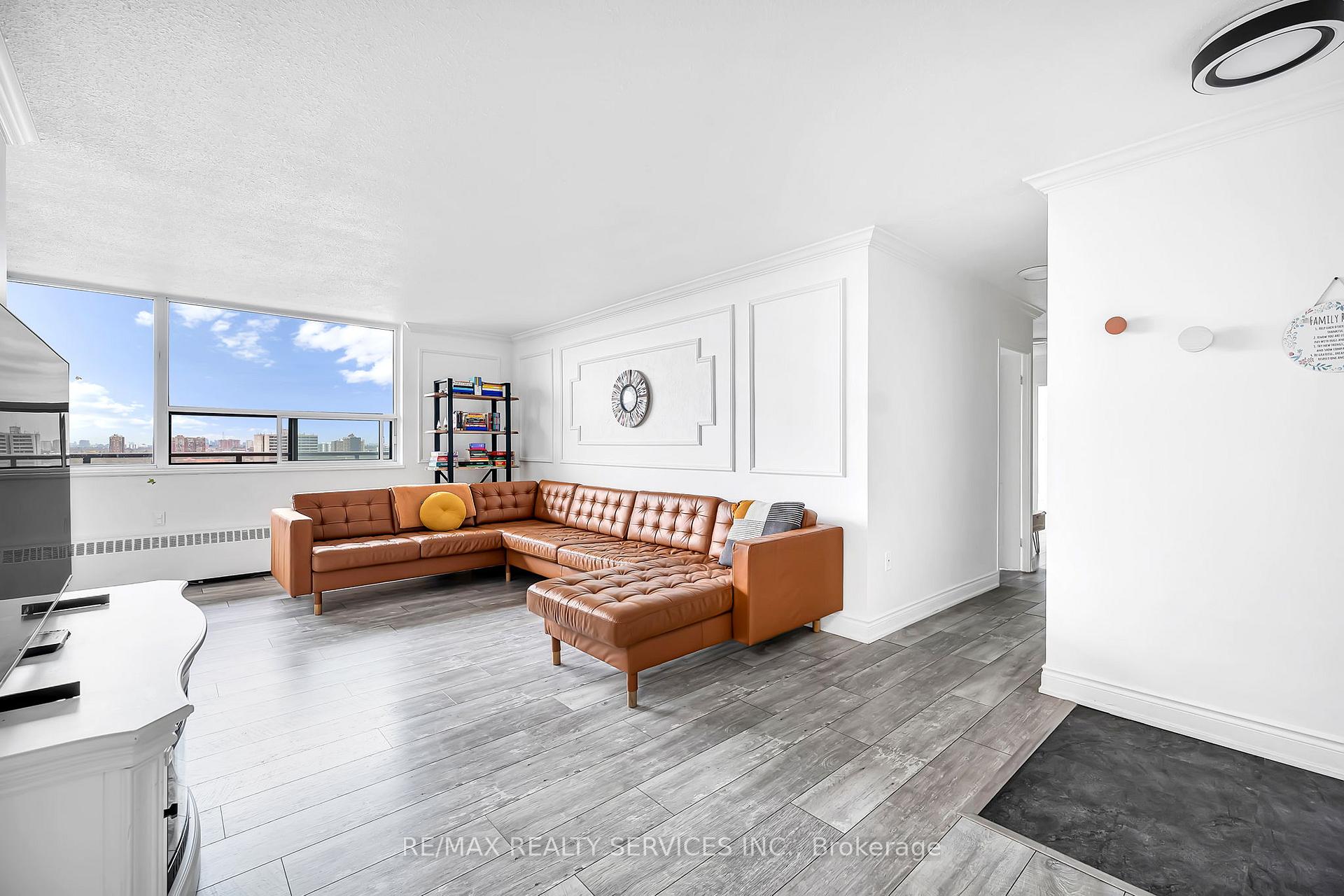 Photo 15 of Unit 1701, 180 Markham Road, Scarborough, Scarborough Village — HOMEH