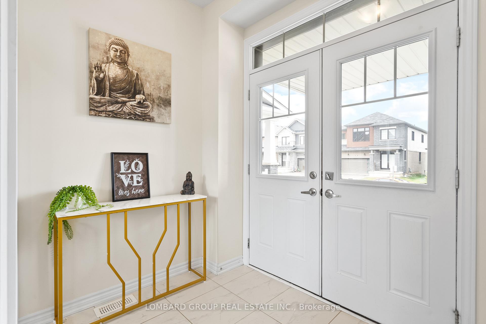 Photo 4 of 212 Vanilla Trail, Thorold, Rolling Meadows — HOMEH