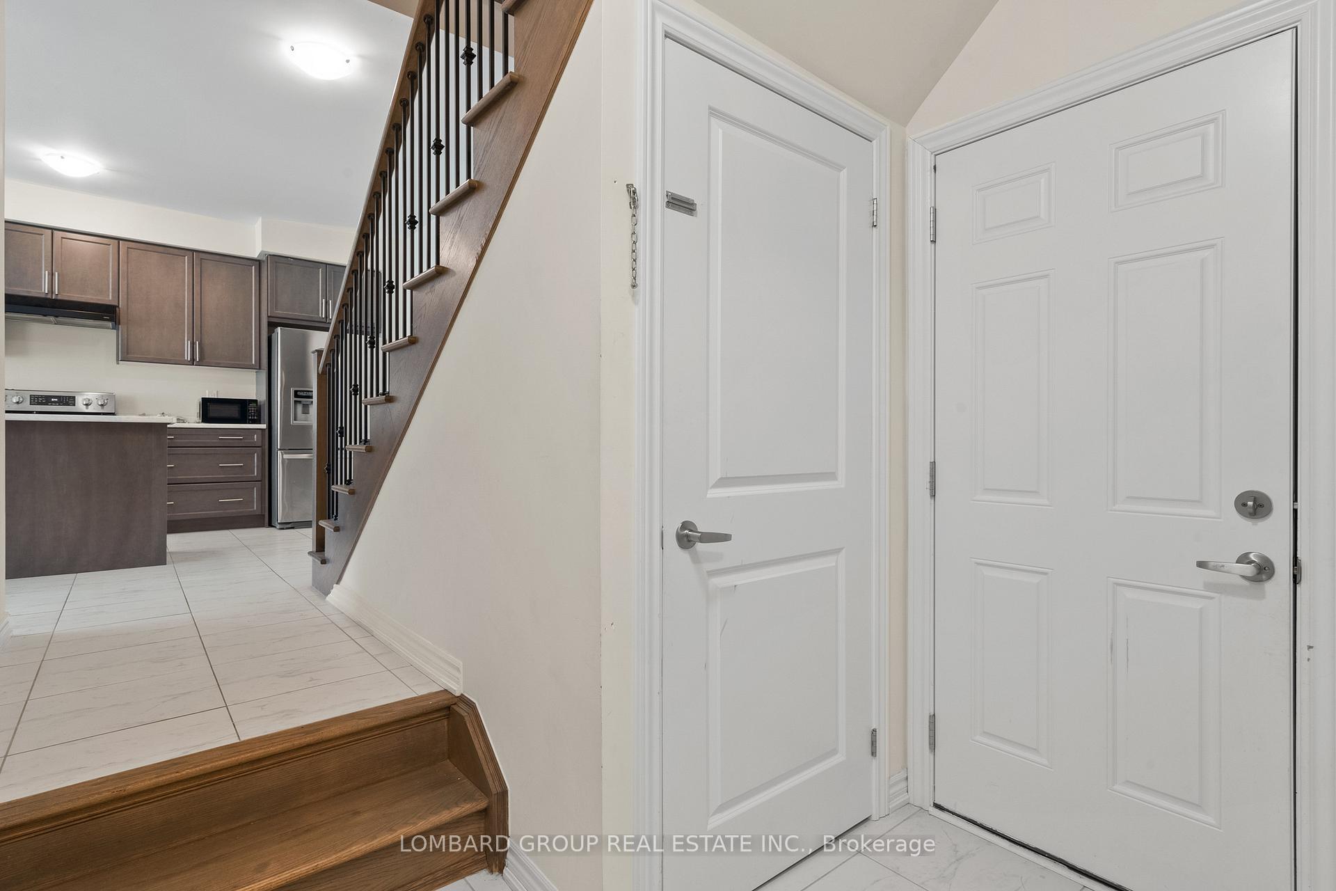 Photo 17 of 212 Vanilla Trail, Thorold, Rolling Meadows — HOMEH
