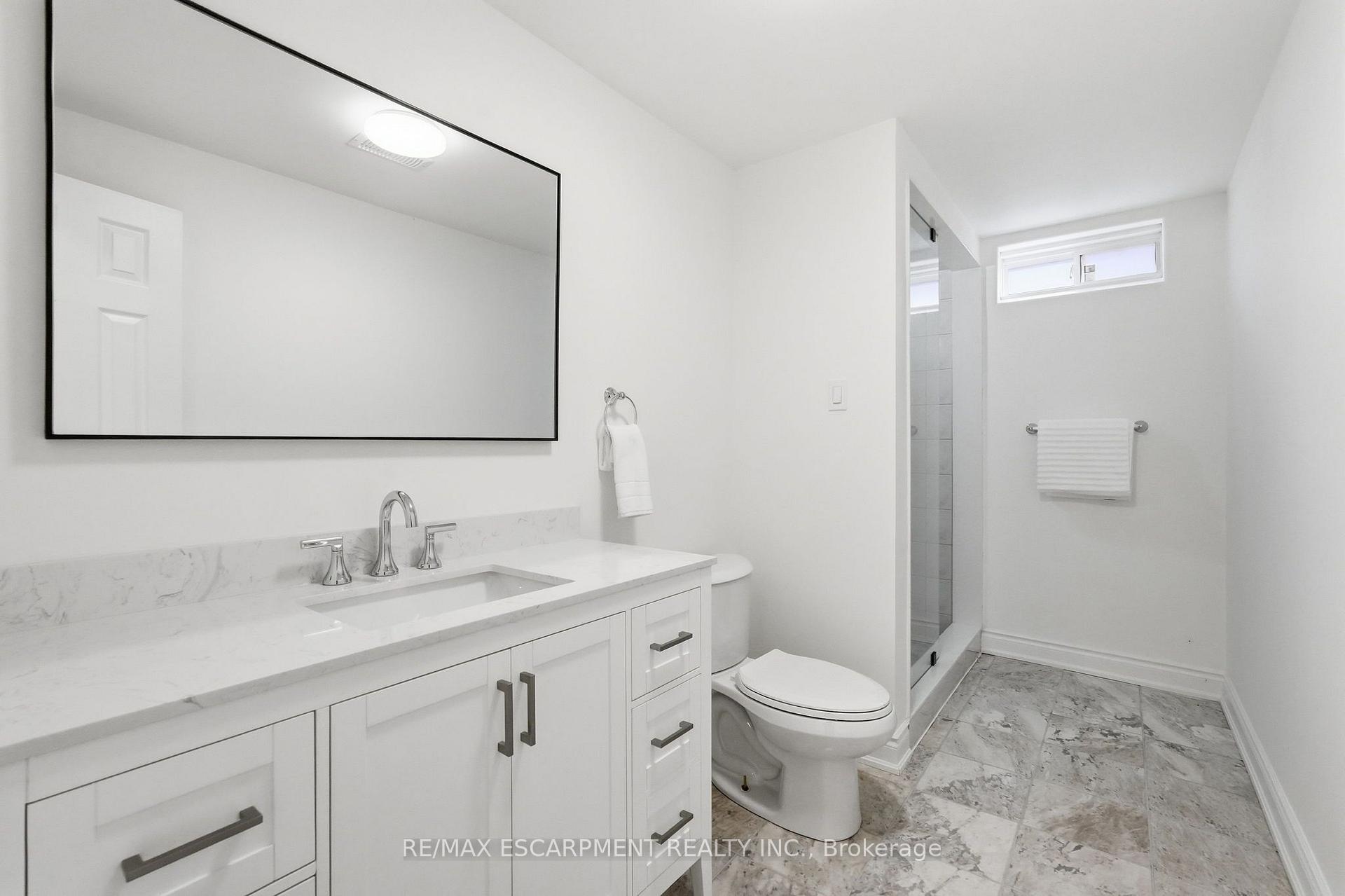 Photo 30 of 84 Riley Street, Hamilton, Waterdown — HOMEH