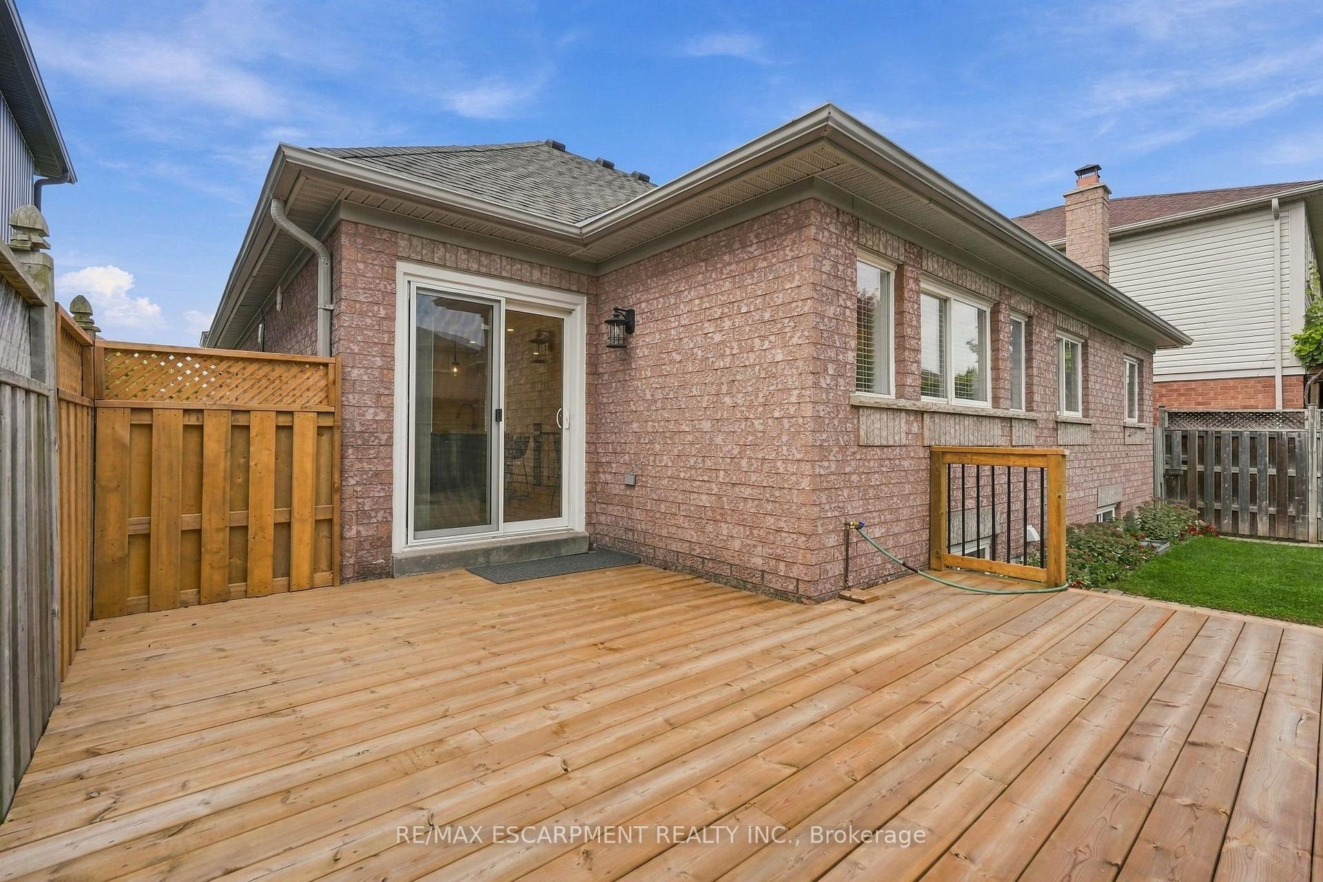 Photo 36 of 84 Riley Street, Hamilton, Waterdown — HOMEH