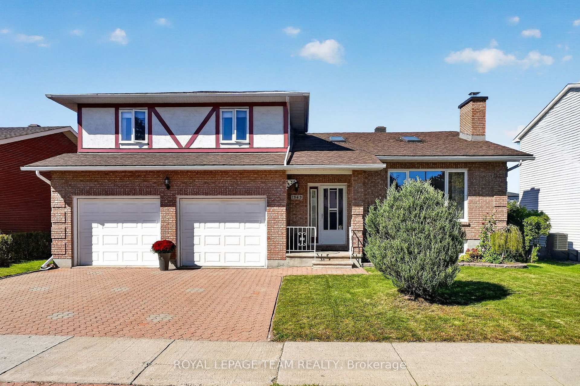 Photo 2 of 1343 Baden Avenue, Ottawa, Emerald Woods/Sawmill Creek — HOMEH