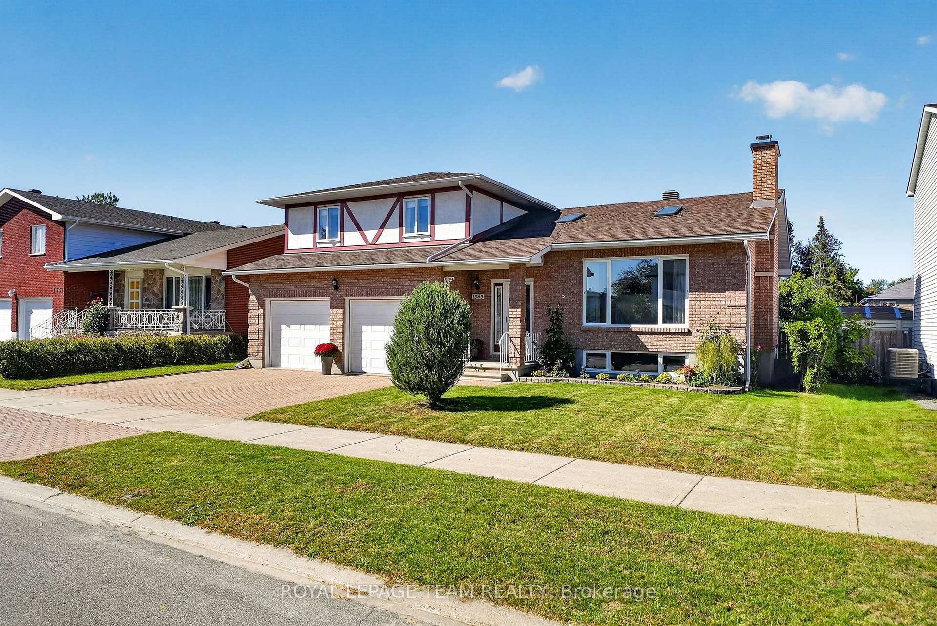 Photo 3 of 1343 Baden Avenue, Ottawa, Emerald Woods/Sawmill Creek — HOMEH