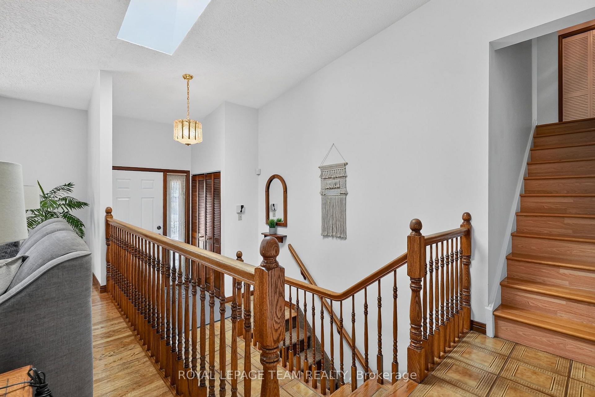 Photo 7 of 1343 Baden Avenue, Ottawa, Emerald Woods/Sawmill Creek — HOMEH