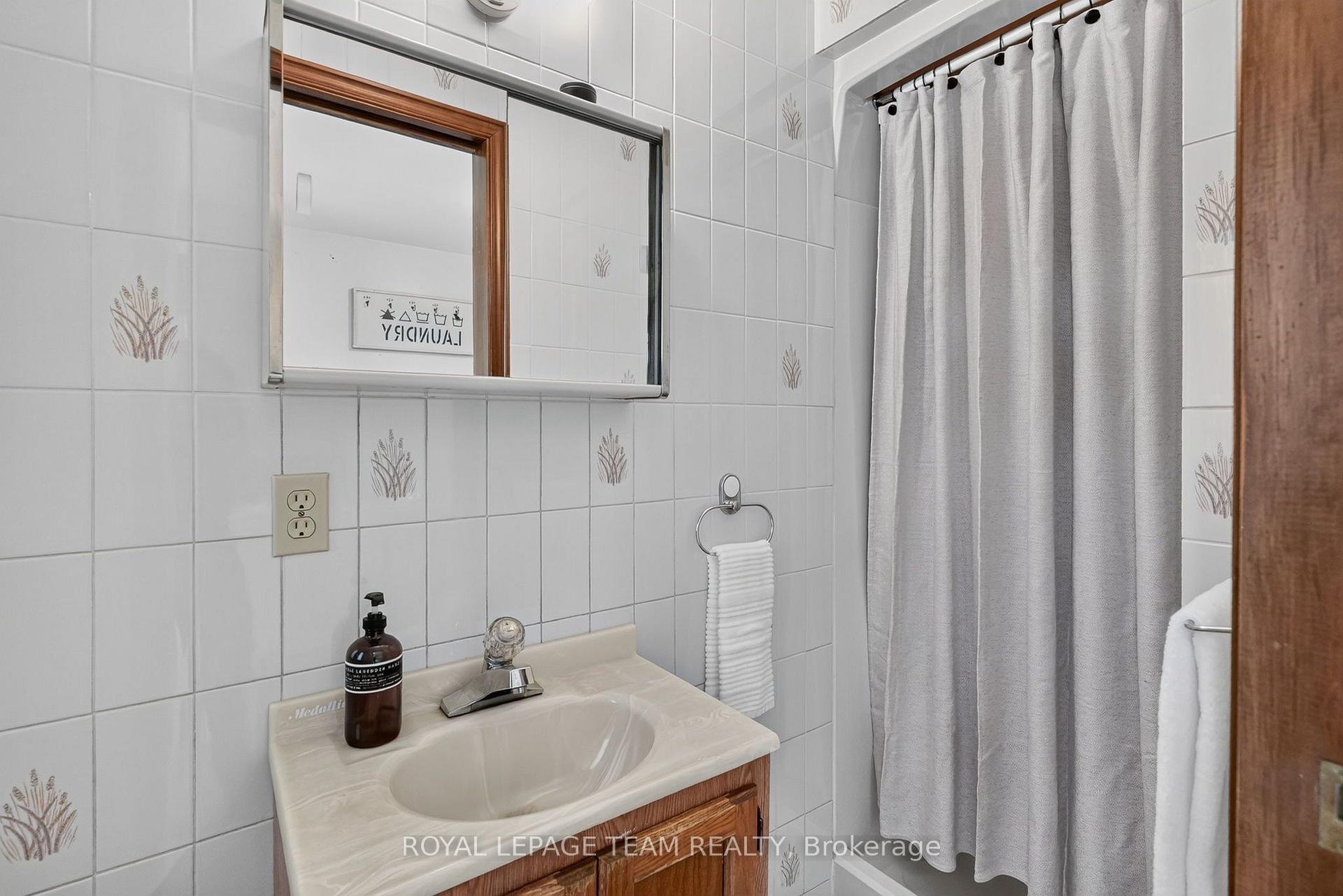 Photo 25 of 1343 Baden Avenue, Ottawa, Emerald Woods/Sawmill Creek — HOMEH