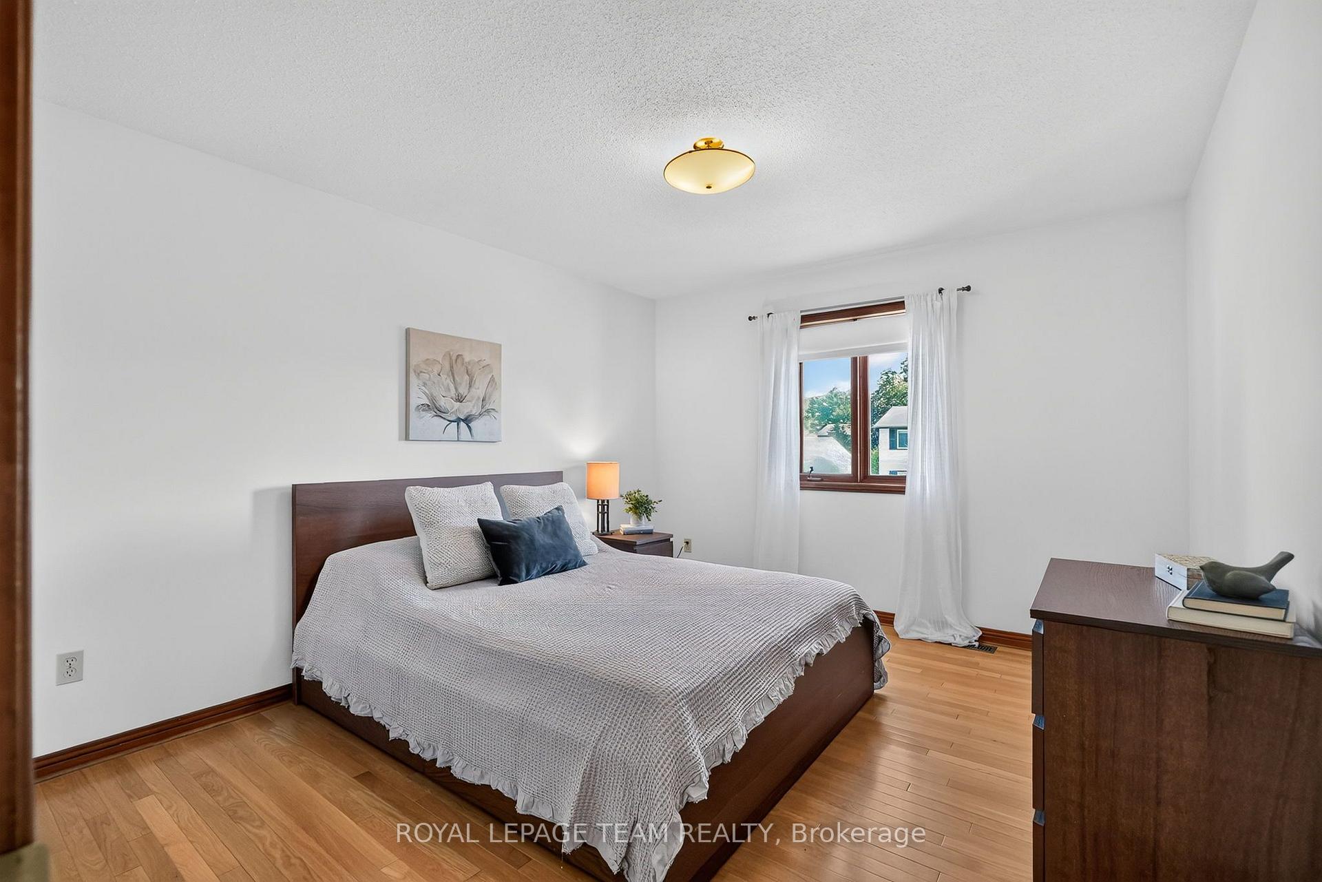 Photo 32 of 1343 Baden Avenue, Ottawa, Emerald Woods/Sawmill Creek — HOMEH
