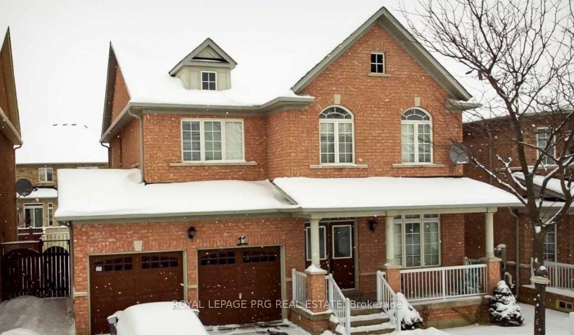 Front of Unit B, 11 Villagewood Street