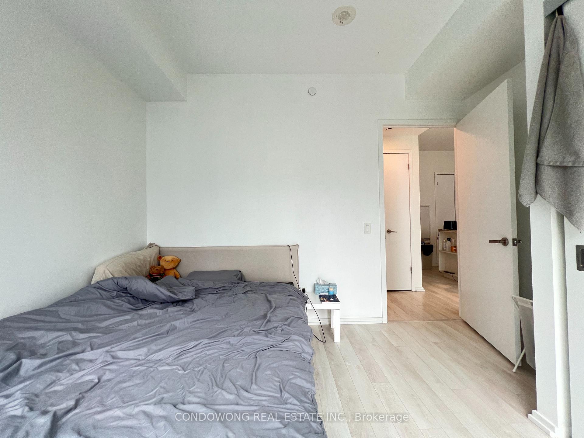 Photo 12 of Unit 2501, 197 Yonge Street, Toronto, Church-Yonge Corridor — HOMEH