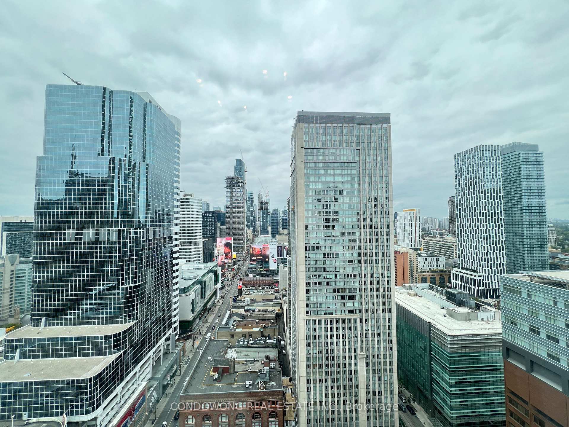 Photo 14 of Unit 2501, 197 Yonge Street, Toronto, Church-Yonge Corridor — HOMEH