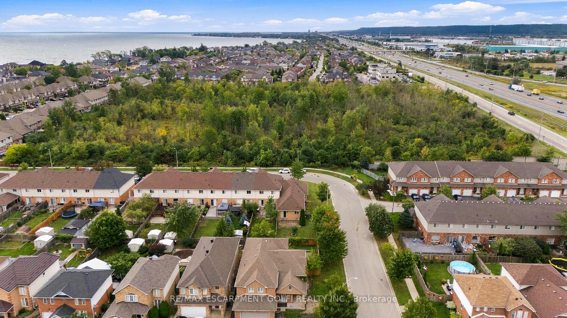 Photo 36 of 27 Pisa Drive, Hamilton, Lakeshore — HOMEH