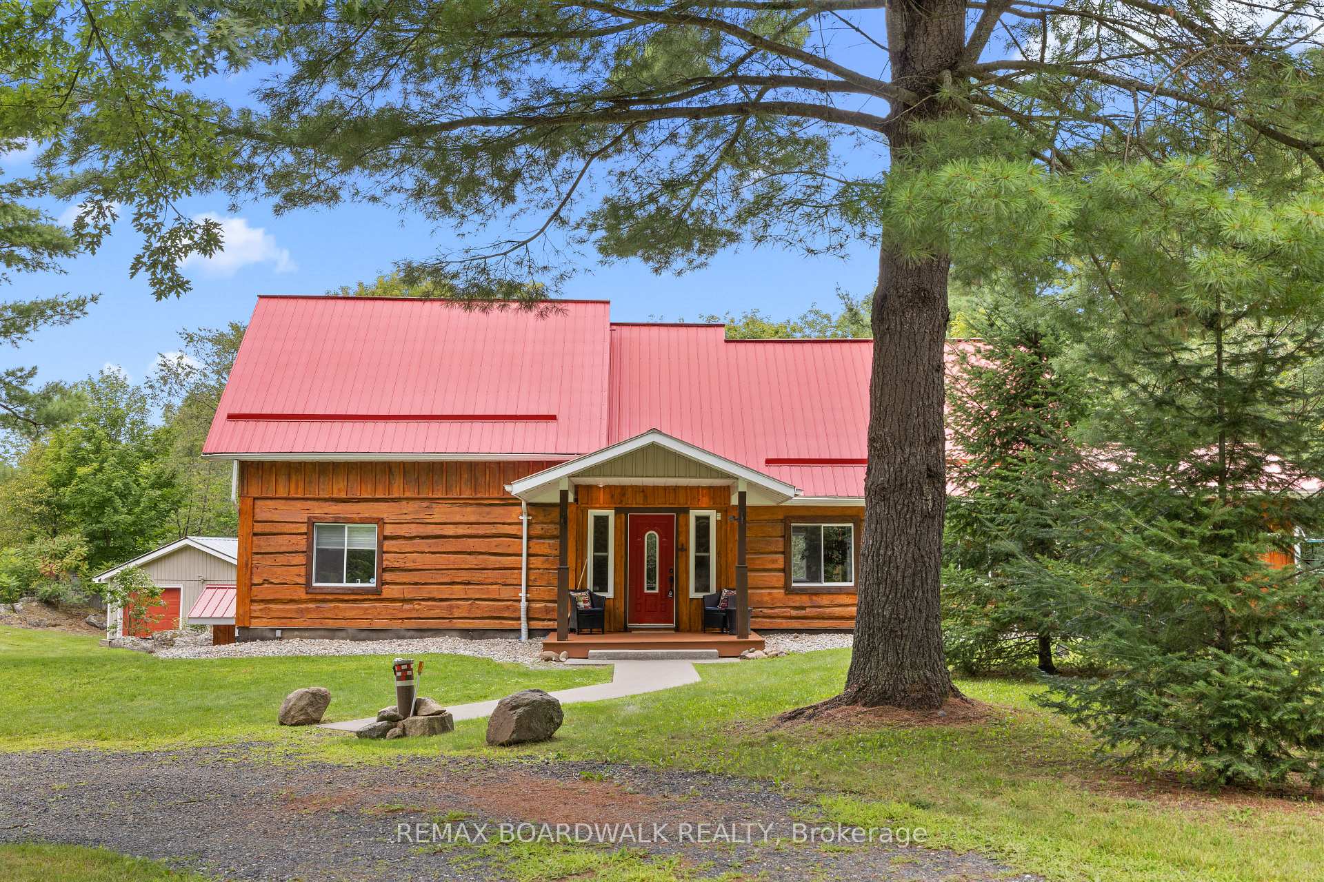 Photo 3 of 1654 Tryon Road, Frontenac, Frontenac Centre — HOMEH