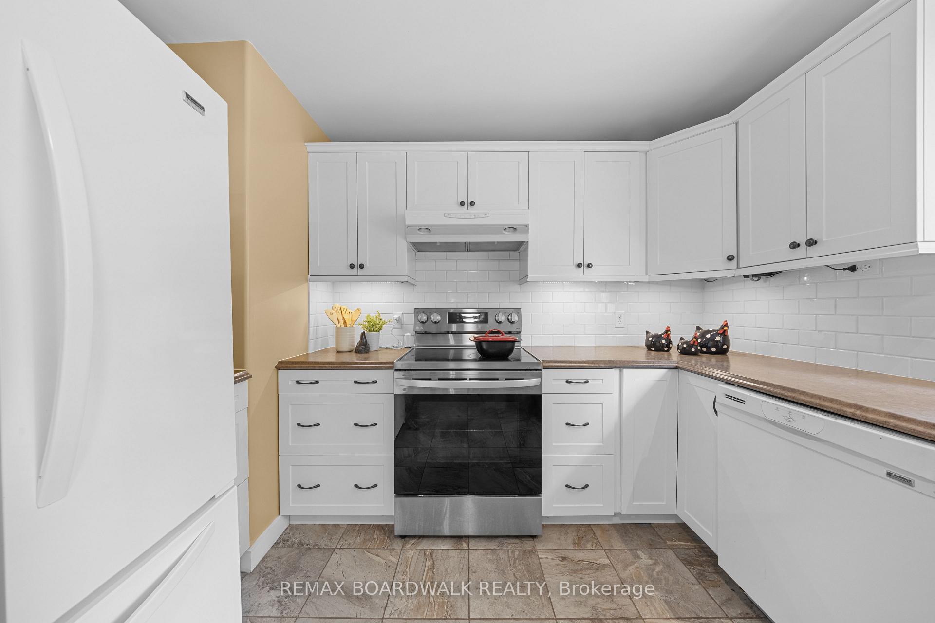 Photo 14 of 1654 Tryon Road, Frontenac, Frontenac Centre — HOMEH