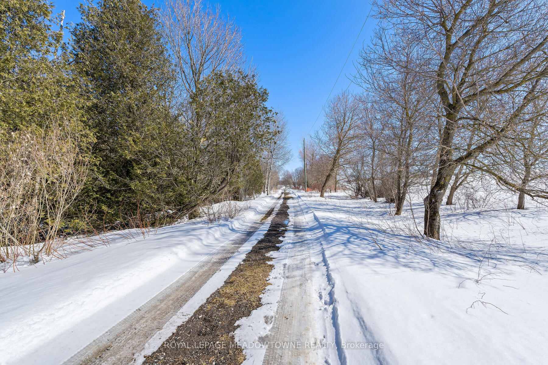 Photo 4 of 8847 Sideroad 27 Road, Erin, Rural Erin — HOMEH