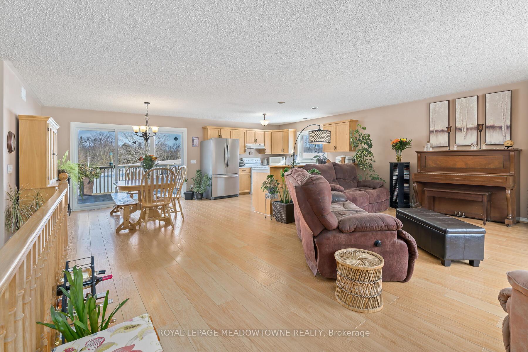 Photo 10 of 8847 Sideroad 27 Road, Erin, Rural Erin — HOMEH