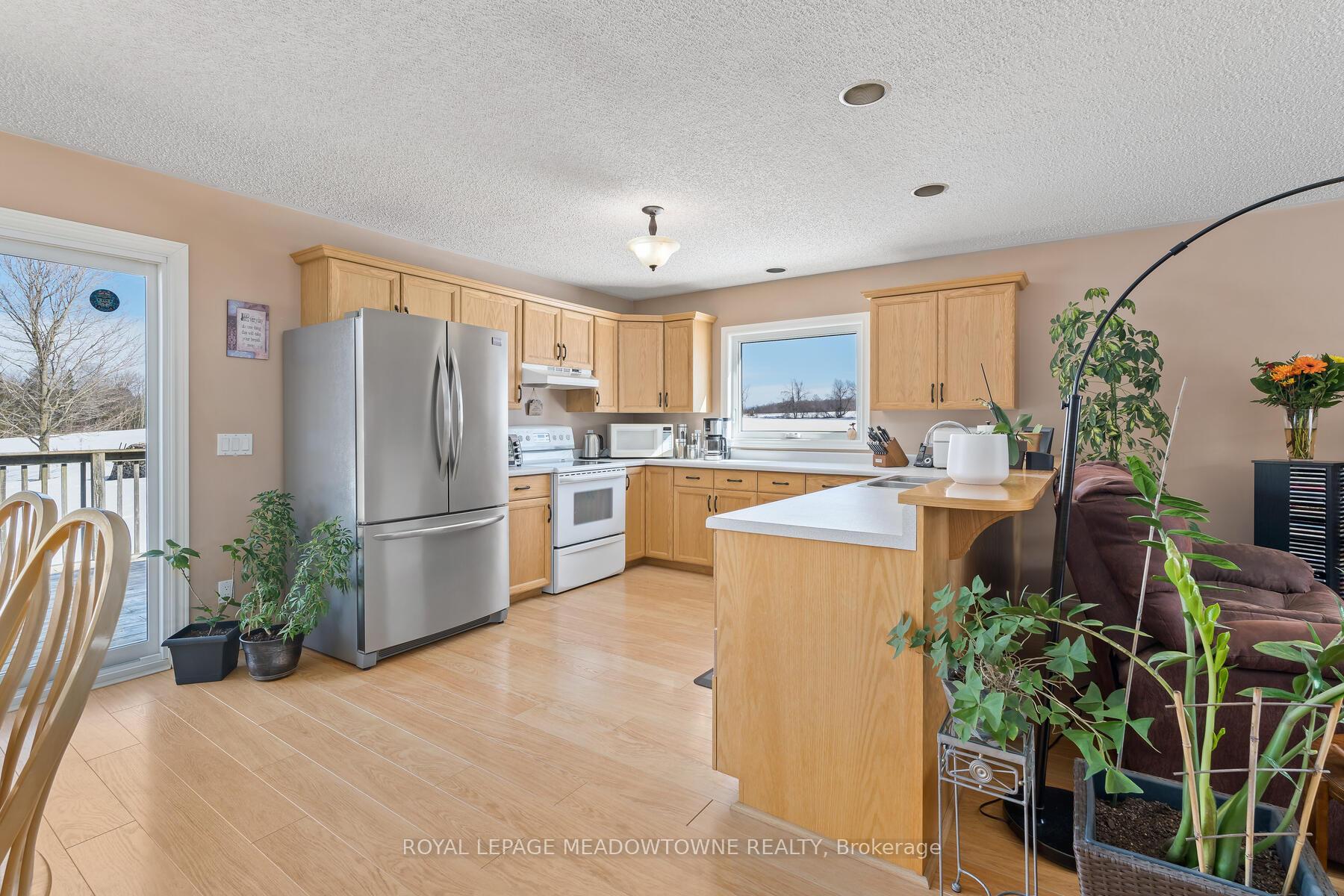Photo 16 of 8847 Sideroad 27 Road, Erin, Rural Erin — HOMEH