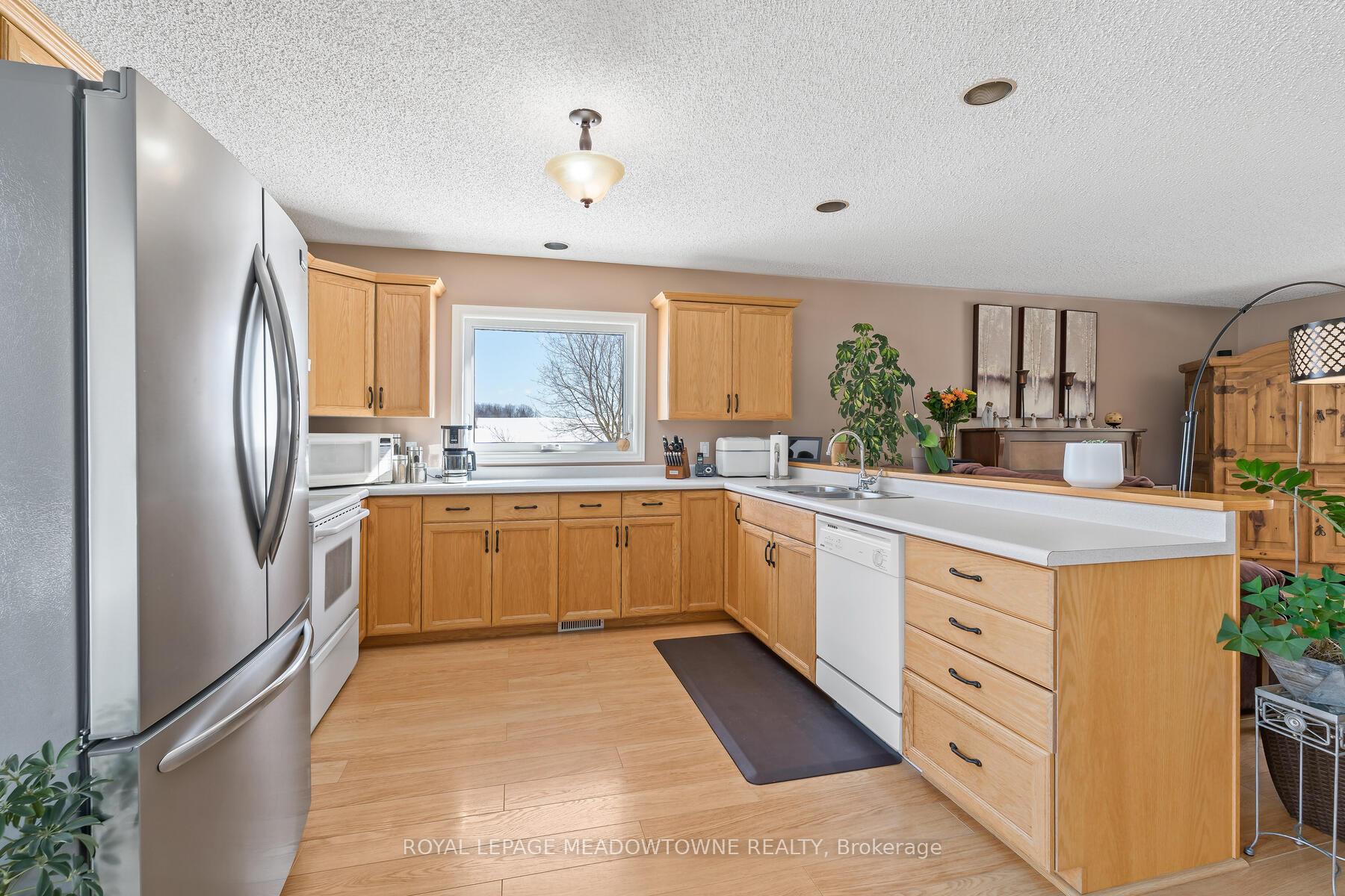 Photo 19 of 8847 Sideroad 27 Road, Erin, Rural Erin — HOMEH