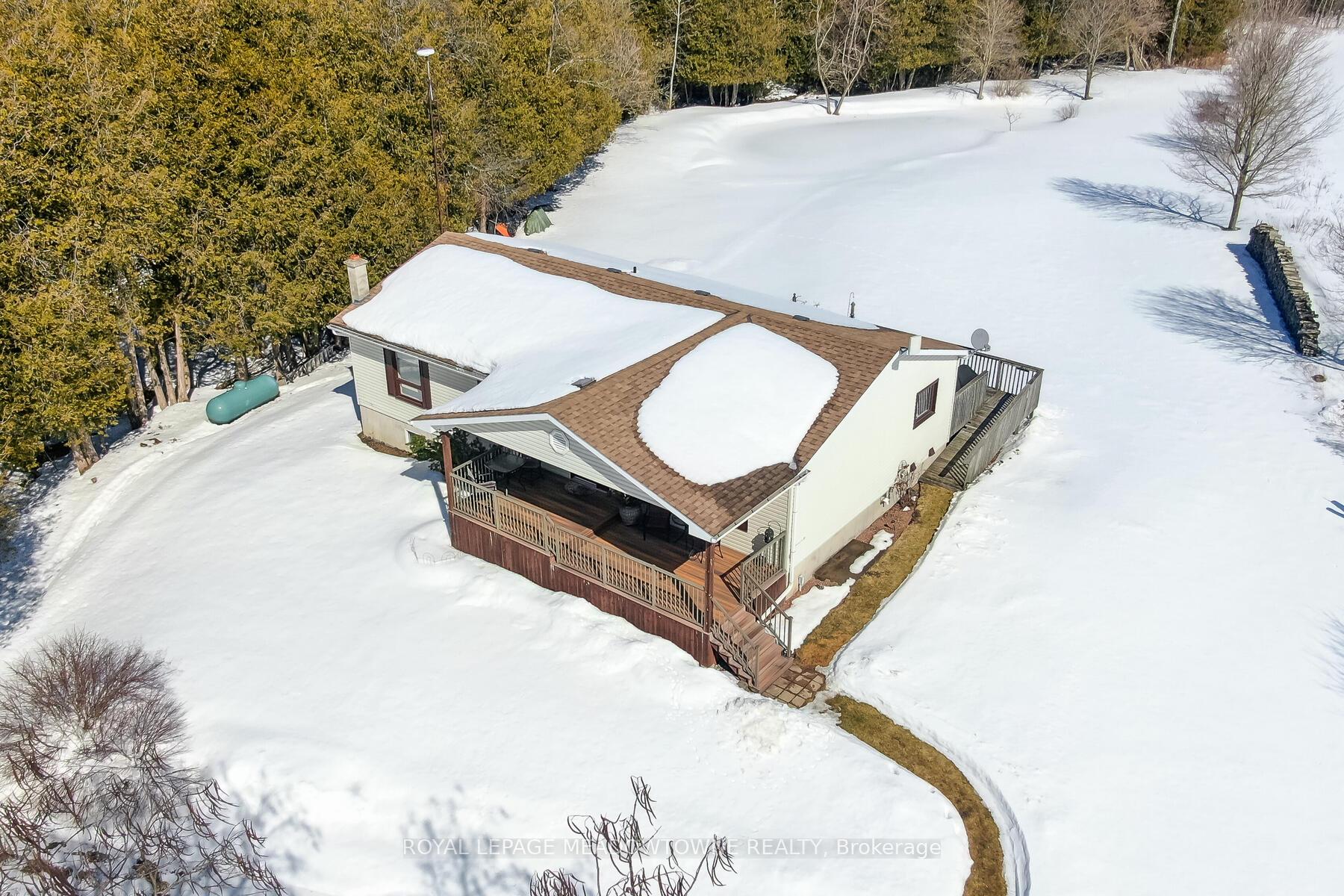 Photo 37 of 8847 Sideroad 27 Road, Erin, Rural Erin — HOMEH
