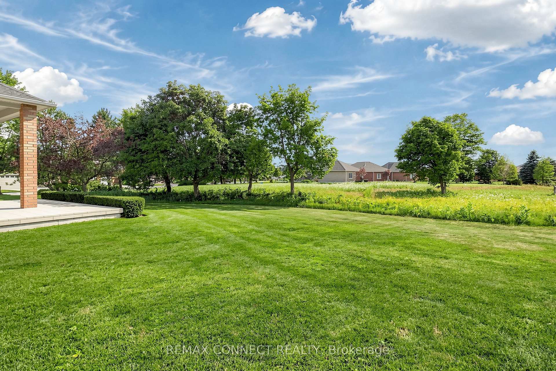 Photo 41 of 6 Willie's Round, Whitchurch-Stouffville, Ballantrae — HOMEH