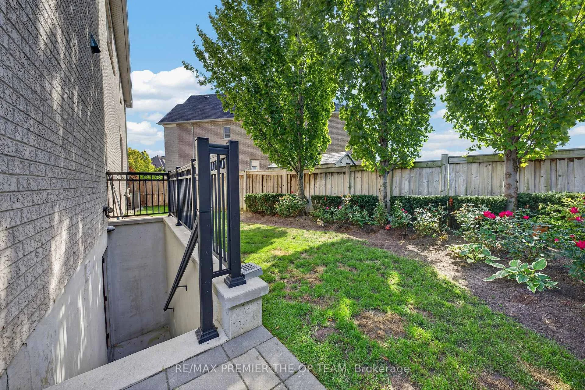 Photo 28 of 38 Gentle Fox Drive, Caledon, Rural Caledon — HOMEH