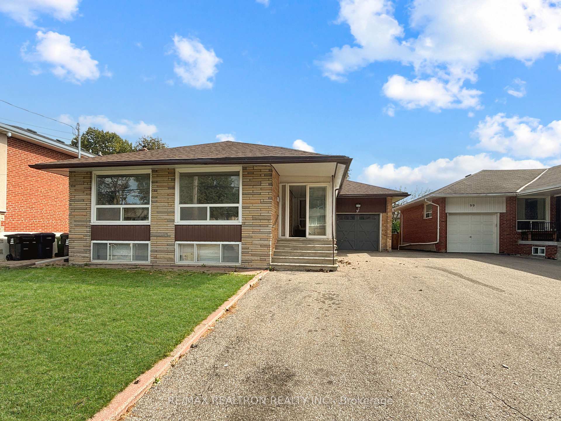 Photo of 97 Overbrook Place
