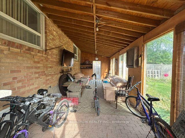 Photo 44 of 97 Overbrook Place, North York, Bathurst Manor — HOMEH