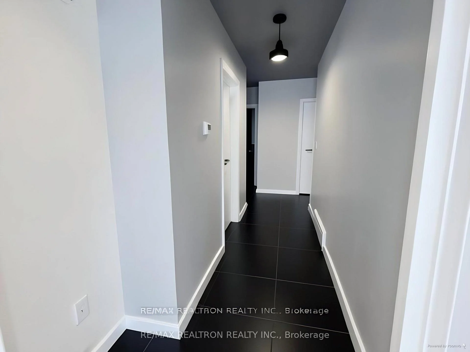Photo 32 of 97 Overbrook Place, North York, Bathurst Manor — HOMEH