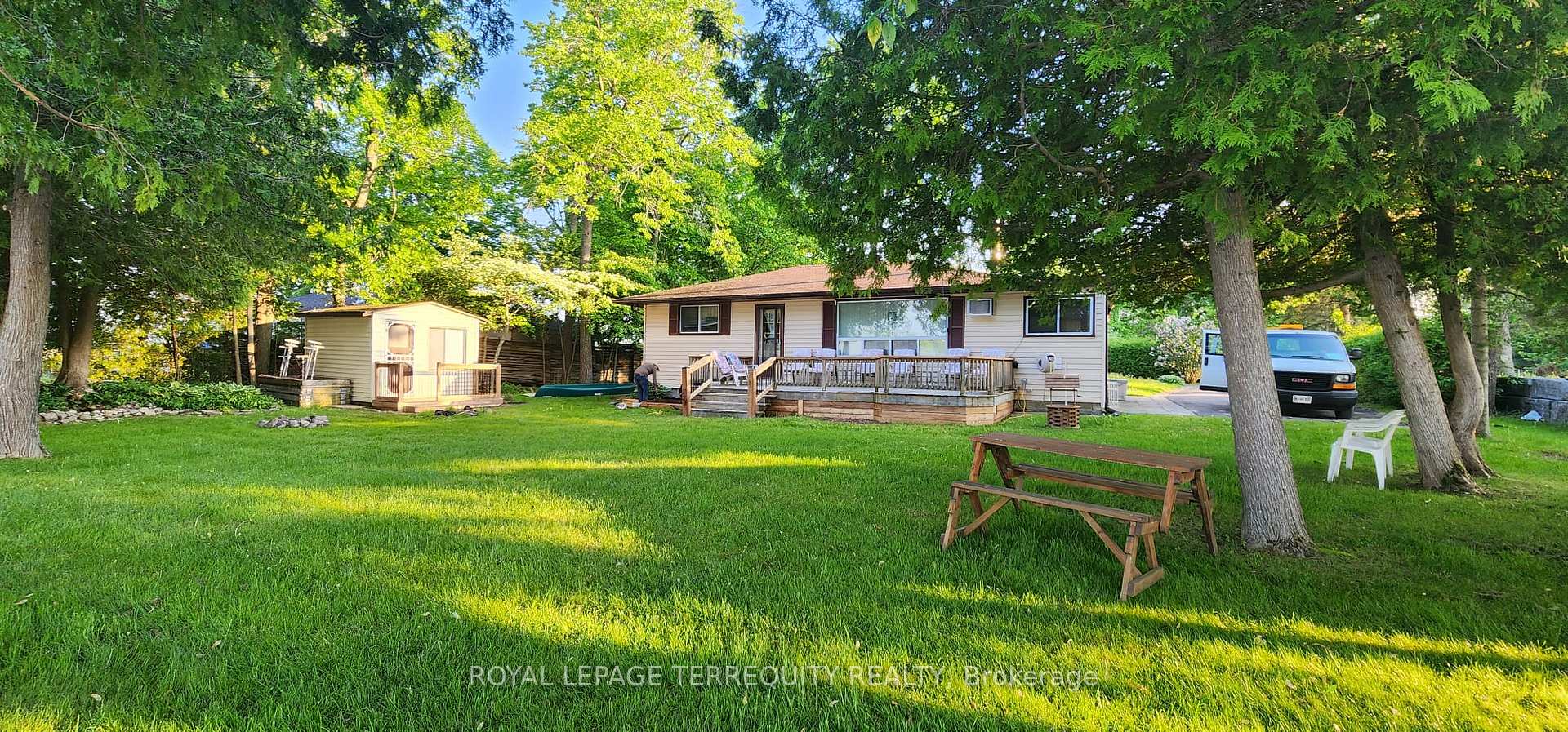 Photo 3 of 117 Clifford Drive, Kawartha Lakes, Verulam — HOMEH