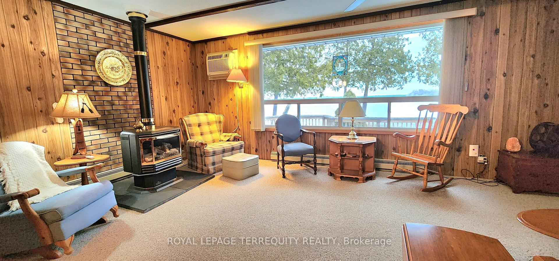 Photo 7 of 117 Clifford Drive, Kawartha Lakes, Verulam — HOMEH