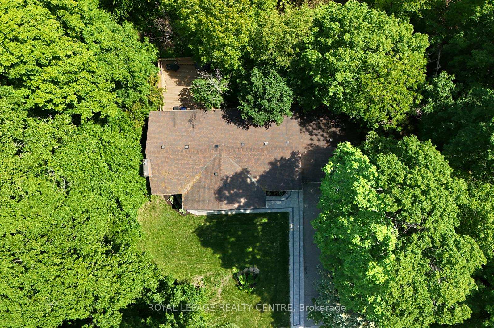 Photo 38 of 69 Glenda Jane Drive, Milton, Campbellville — HOMEH