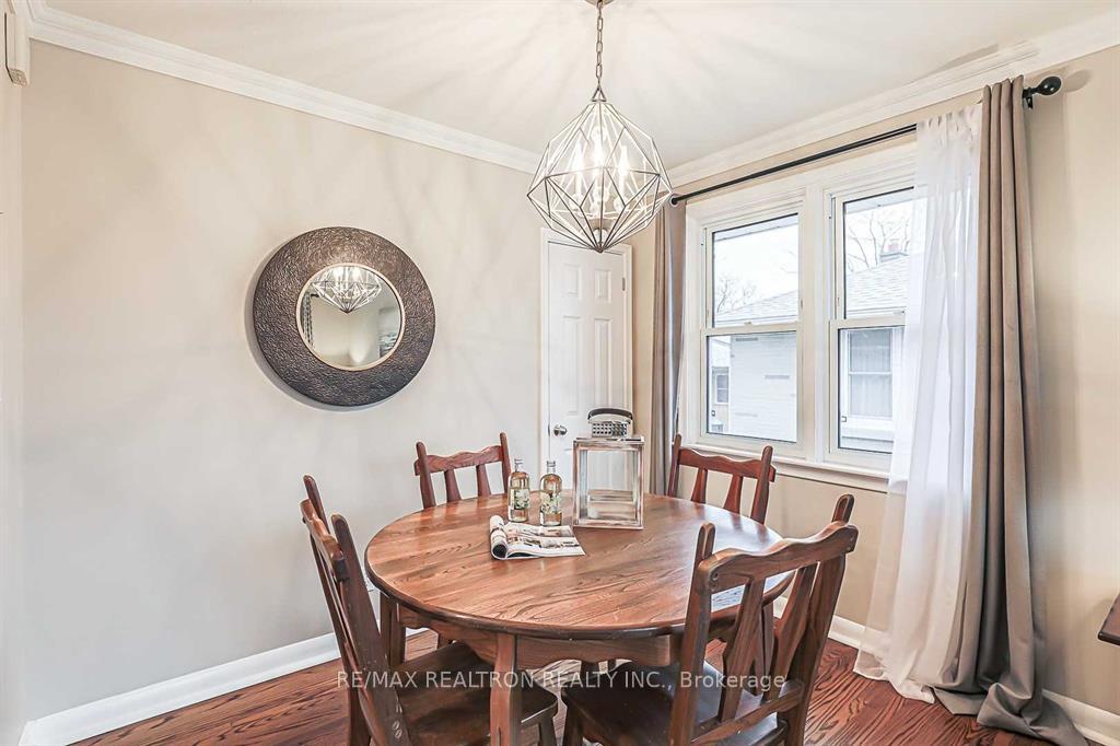 Photo 8 of 917 Henry Street, Whitby, Downtown Whitby — HOMEH